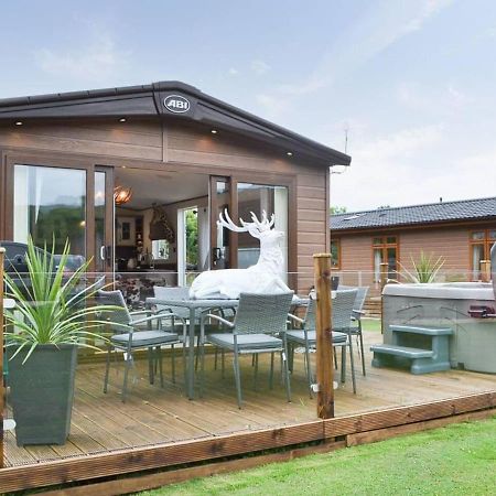 Luxury Boutique Style Lodge With Hot Tub Bridlington Exterior photo