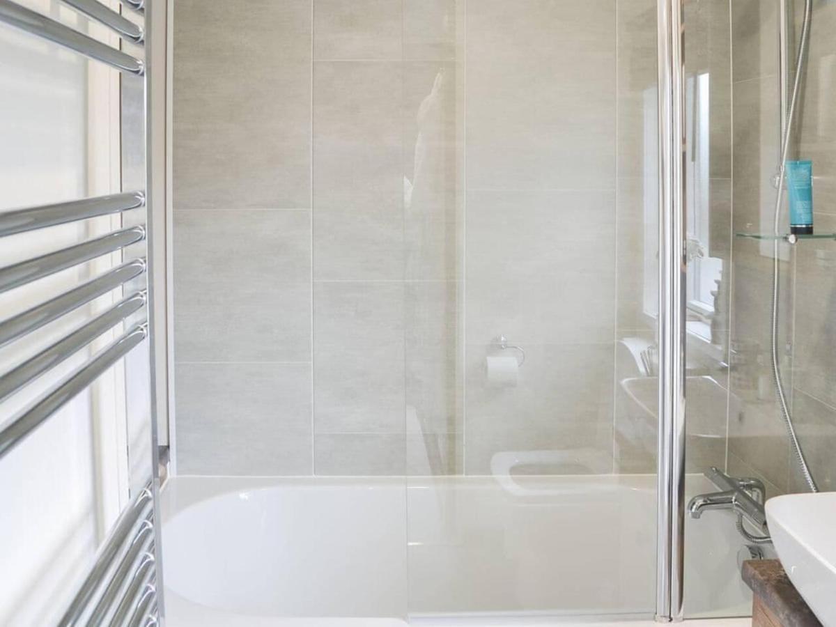Luxury Boutique Style Lodge With Hot Tub Bridlington Exterior photo